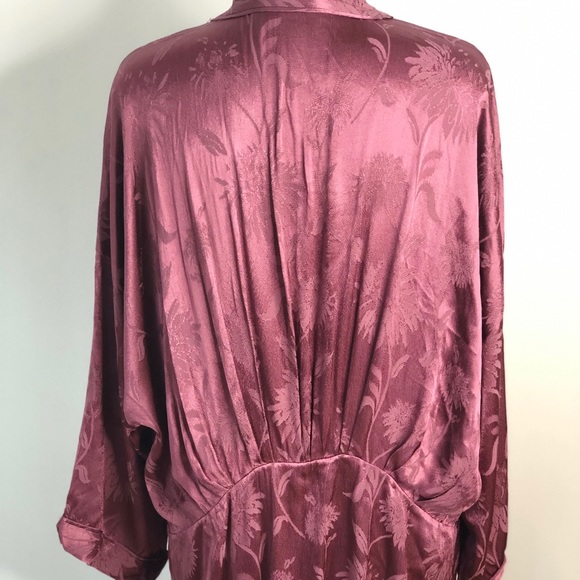 Drop Waist Kimono with Splits - Picture 3 of 5